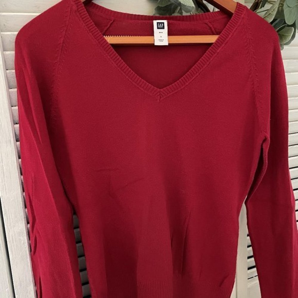 ✨Women's GAP Red Sweater    KA2-11